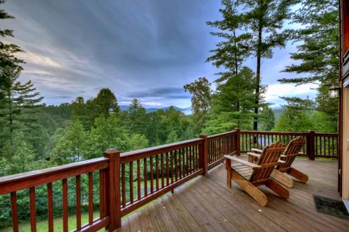 Mineral Bluff House | Mountain High Lodge - Mineral Bluff GA