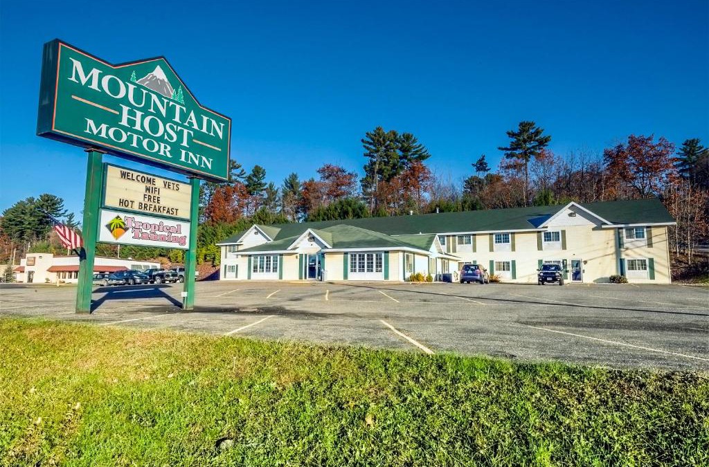 Iron Mountain Hotel | Mountain Host Motor Inn