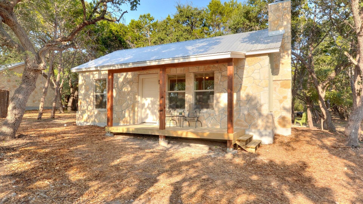 Wimberley Cabin | Mountain Laurel I 2Br Cabin near Square!