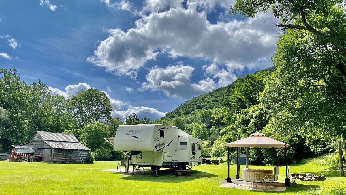 Riverton House | Mountain Mama RV
