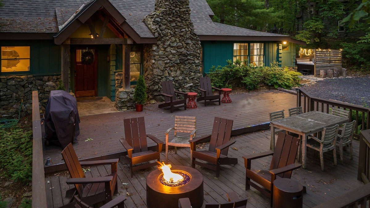 Laurel Ridge Cottage | Mountain Mindset: Pup Friendly + Trail