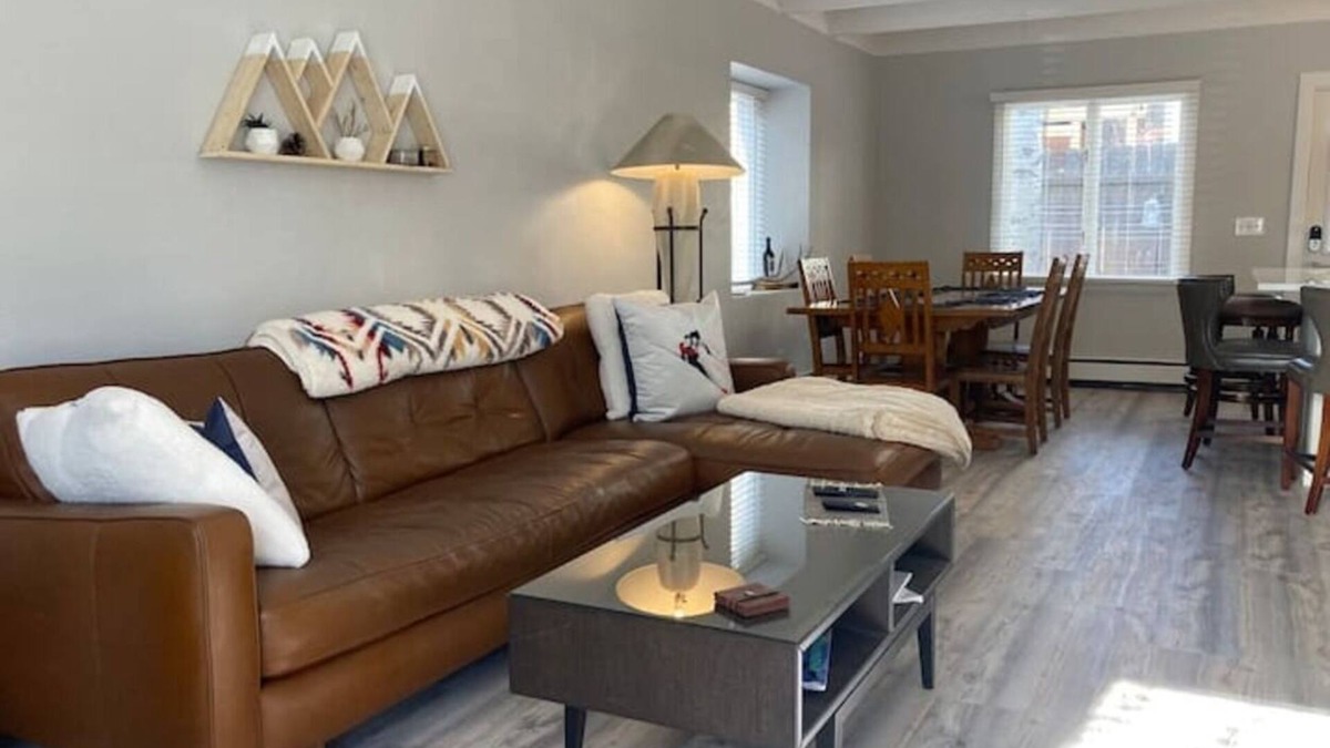 Vail House | Mountain modern two-bedroom townhome in West Vail