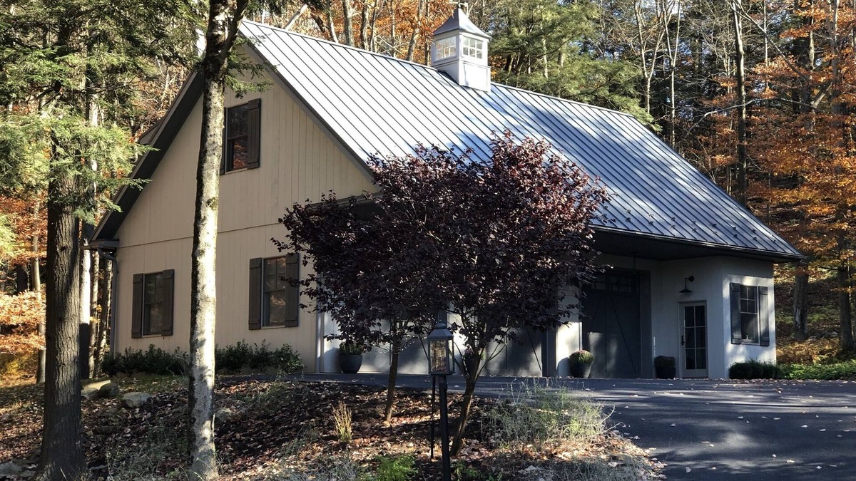 Eagles Mere House | Mountain Modern - Unique and Hip Living Space