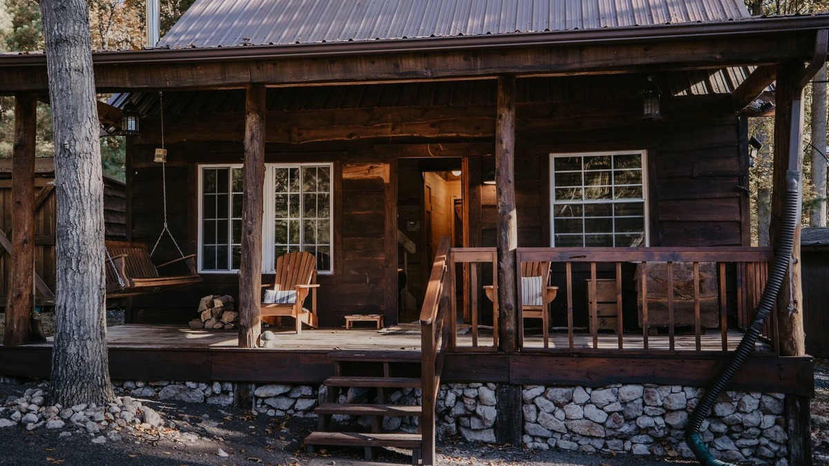 Upper Tract Cabin | Mountain Momma Hideaway
