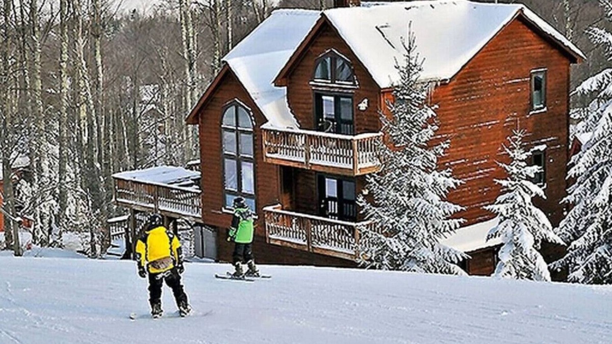 Northface House | Mountain Near - Right beside Salamander ski trail in Timberline, game room & hot tub