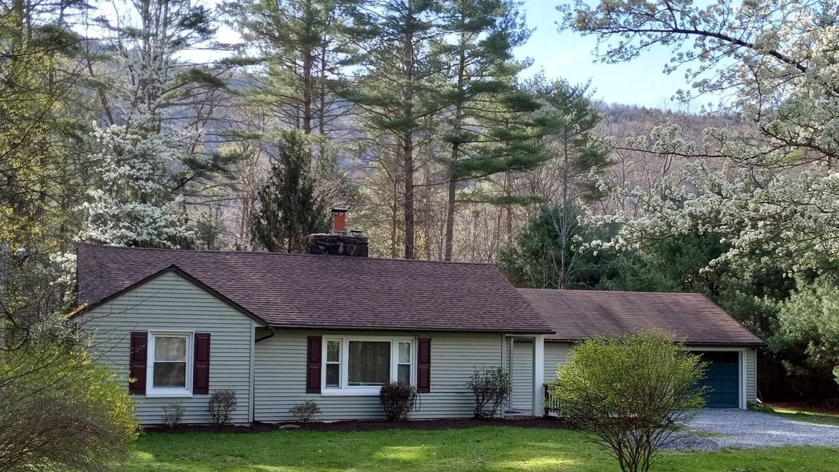 Bodines House | Mountain retreat with all the comforts of home