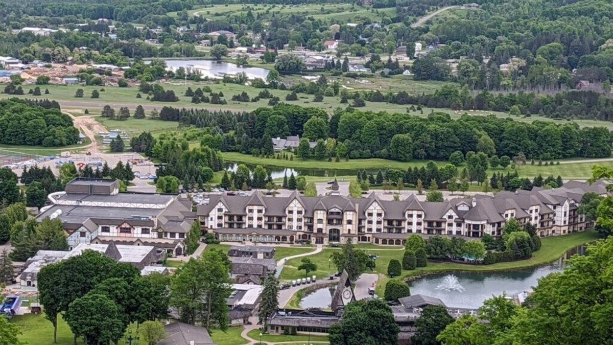 Boyne Falls Condo | Mountain Run at Boyne -1 Bedroom Suite
