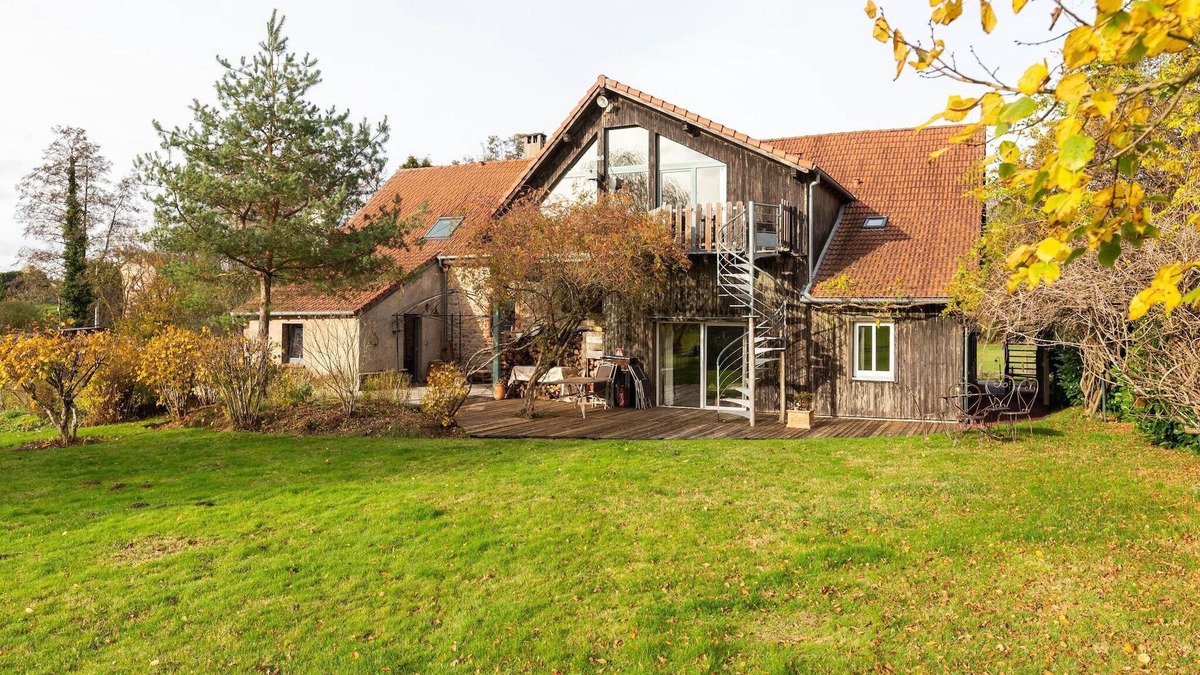 Niderviller House | Mountain Stay Near Canal