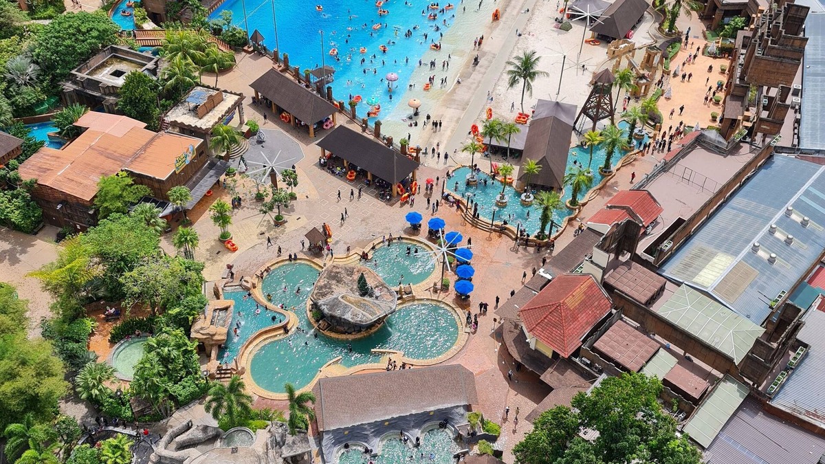 Ulu Kinta Apartment | Mountain & Theme Park Views' Cozy Suite