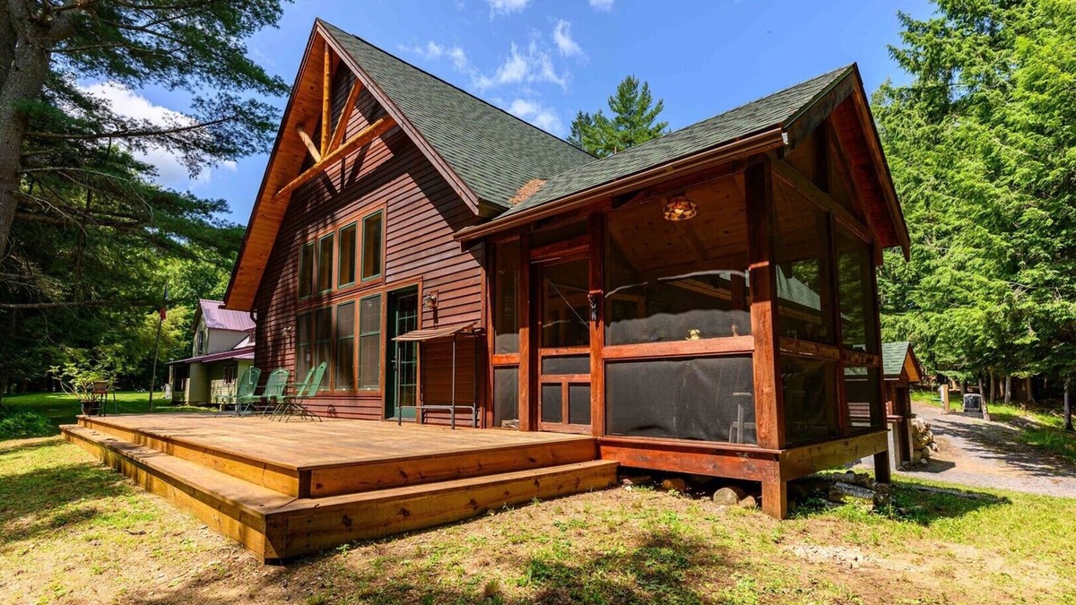 Inlet House | Mountain Top Cabin on 5th Lake