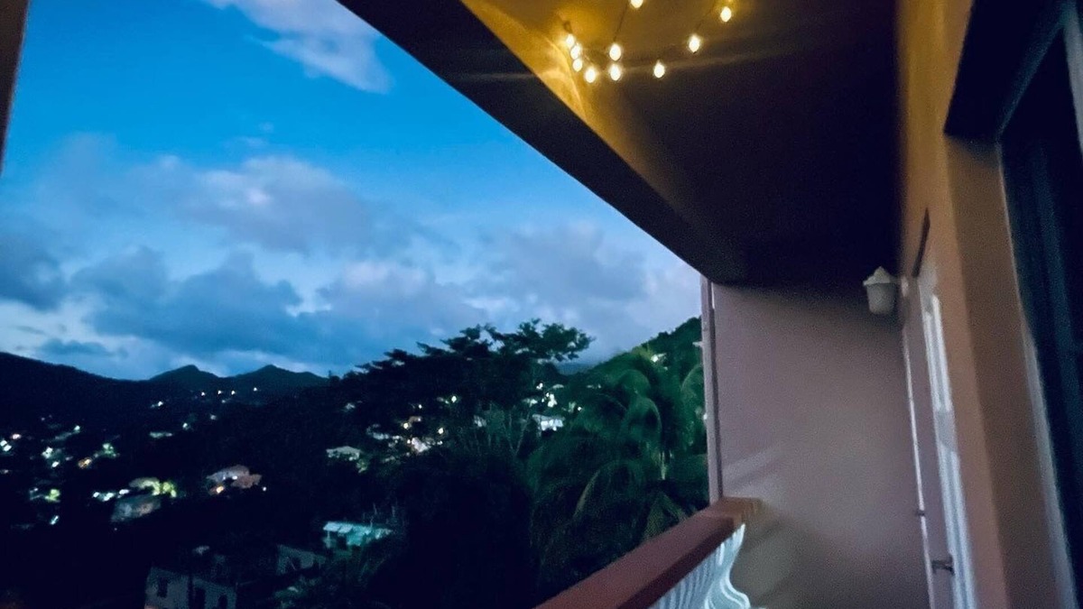 St. George's Apartment | Mountain veiw apartment in St George’s