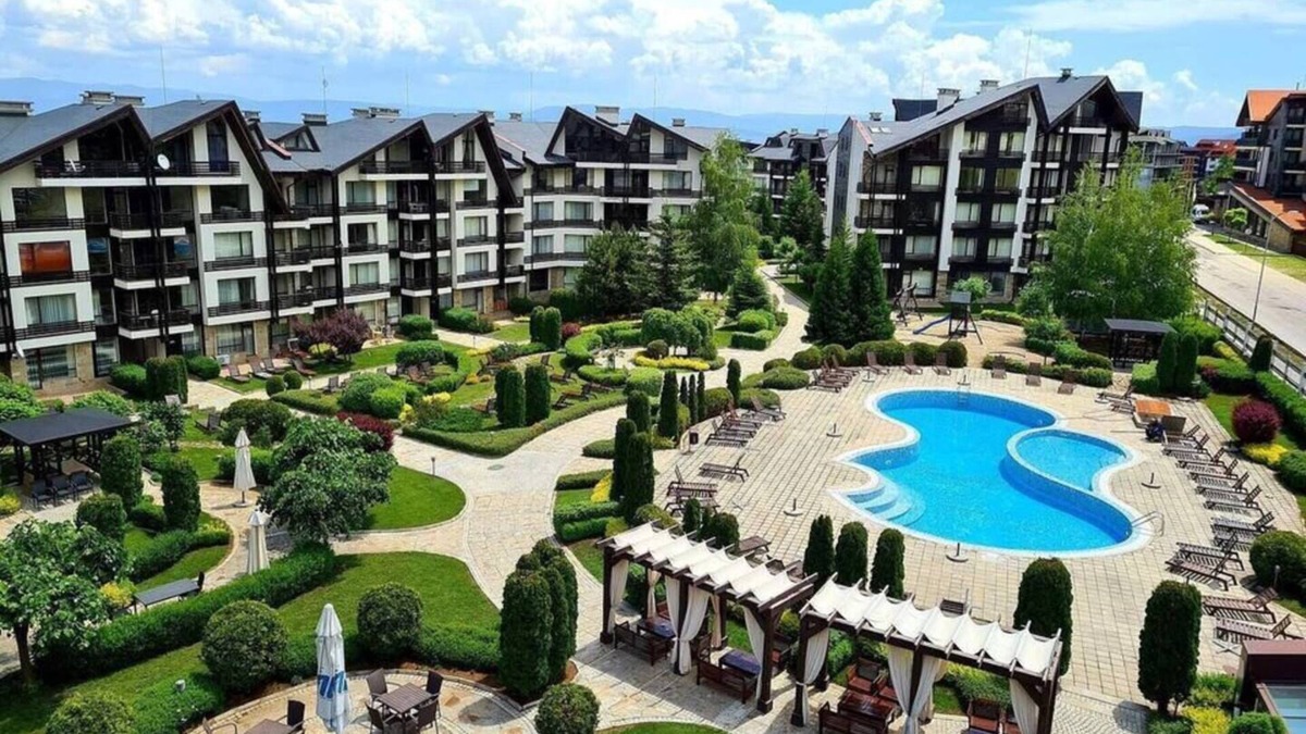 Old Town Apartment | Mountain view apartment in Aspen Resort Golf and SPA Bansko