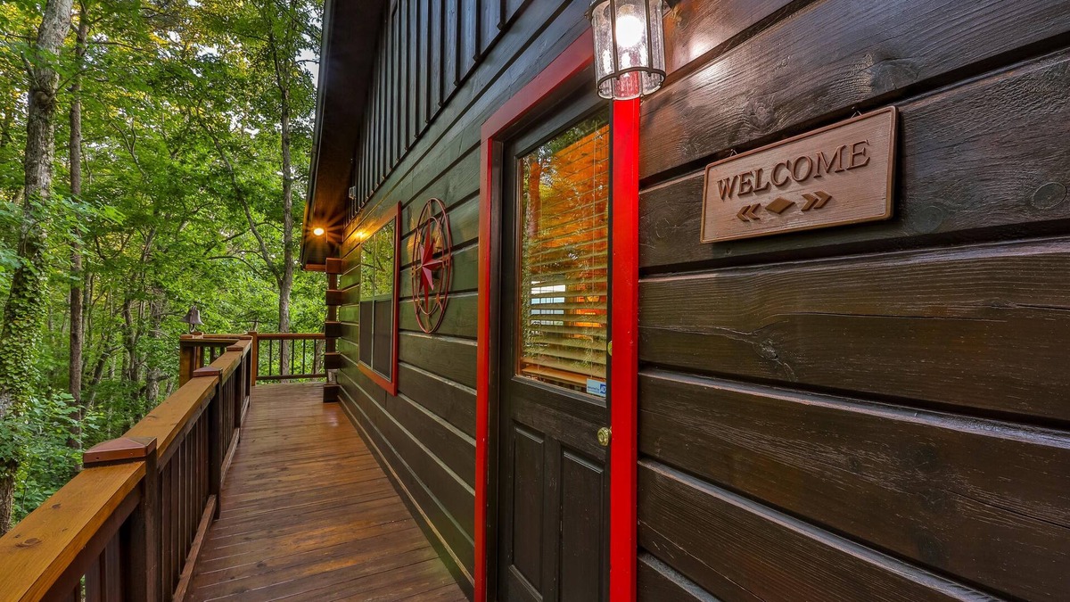 Morganton Cabin | Mountain-View Cabin Retreat: Hot Tub, Fire Pit, WiFi, and Near Blue Ridge