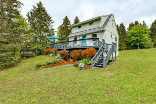 Denver House | Mountain-View Catskills Casita Hike, Fish and Golf!