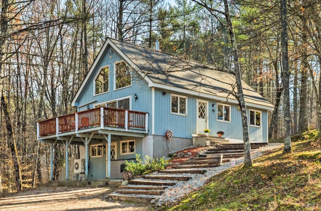 Conway House | Mountain-View Conway Cabin about 9 Mi to Slopes!