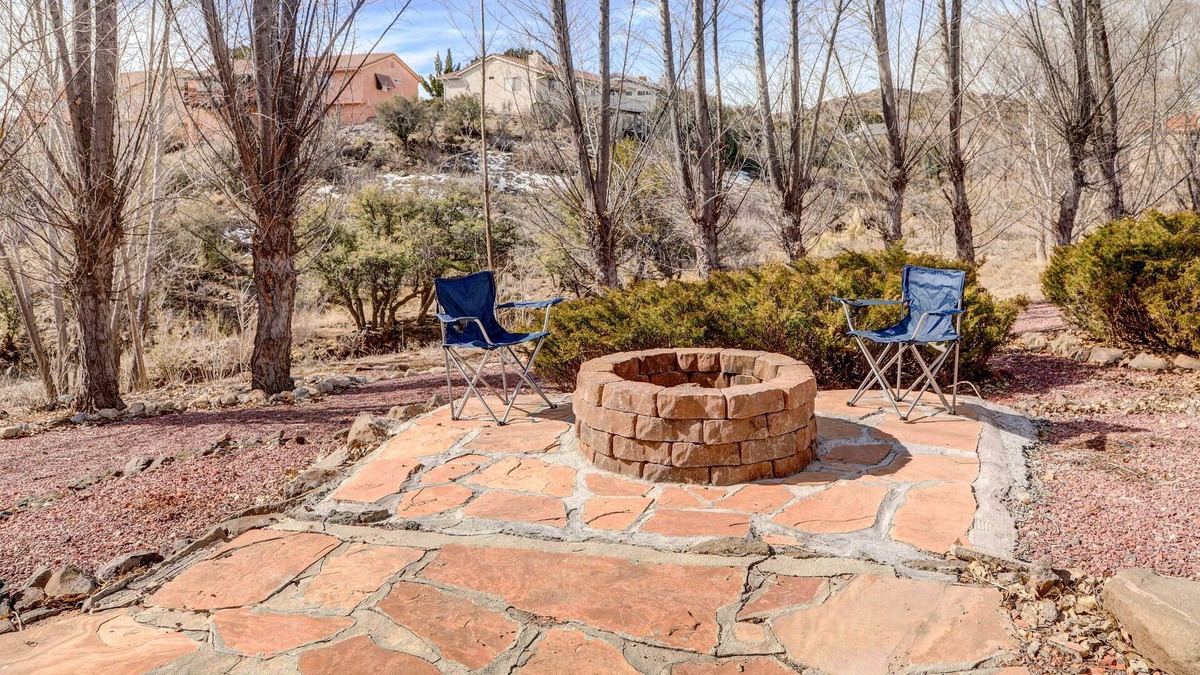 Prescott House | Mountain-View Deck: Pet-Friendly Home in Prescott