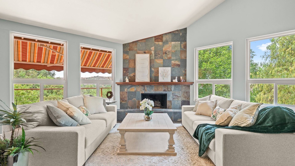 Pomona Villa | Mountain View Family Getaway · Terrace & Game Room