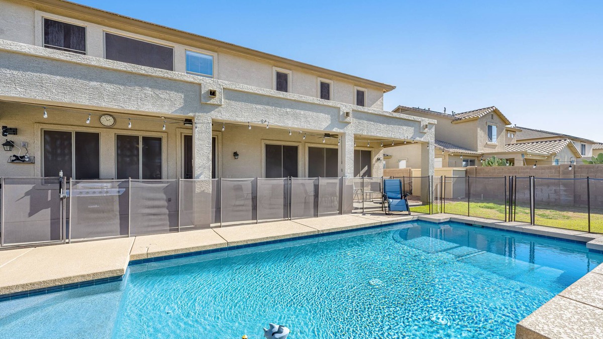 Avondale House | Mountain-view gem - 2 large living rooms, heated pool, enclosed yard, AC & W/D