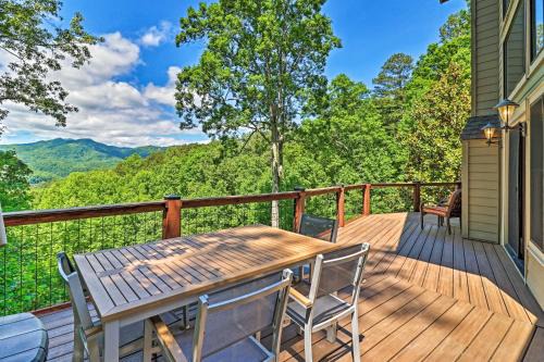Bryson City House | Mountain View Home Hike, Raft, Golf and More!