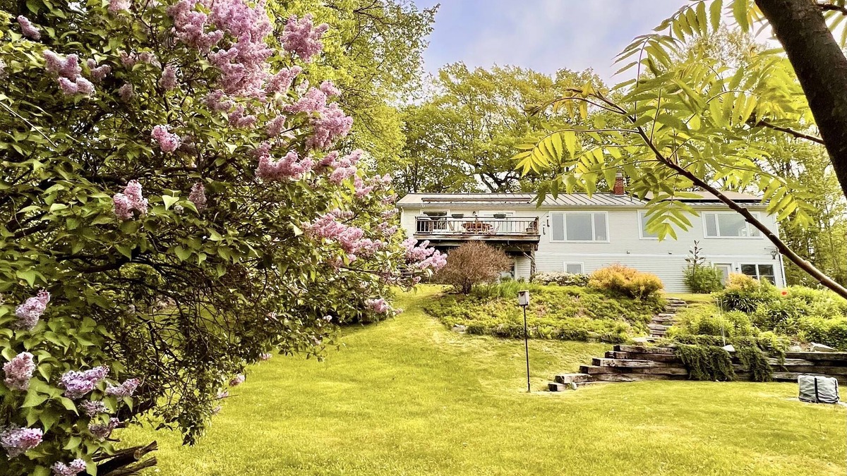 Middlebury - Warren House | Mountain-view House ~ Mins To Middlebury, Flex Cancellation Policy