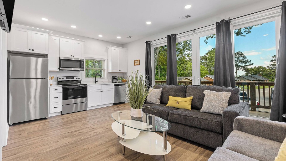 Chattanooga House | Mountain View House minutes from Downtown Chattanooga, TN. Cul-de-sac location!