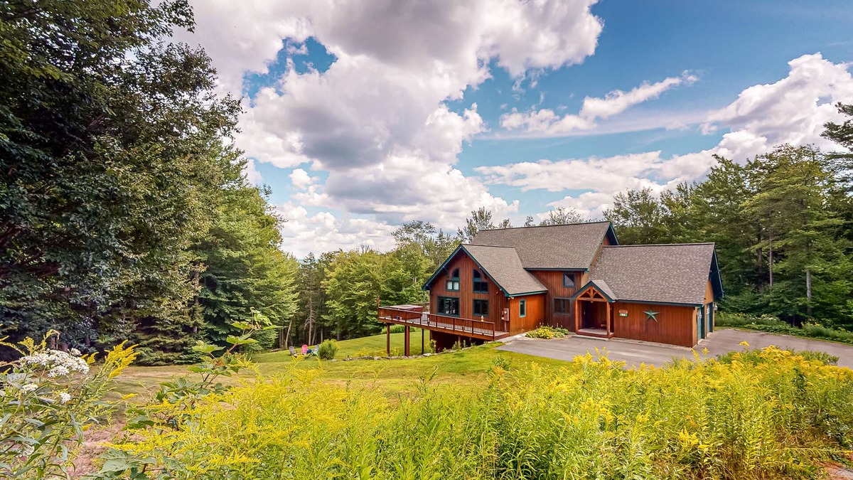 Ludlow House | Mountain-view house with hot tub, AC & amazing views, near Okemo Resort & skiing
