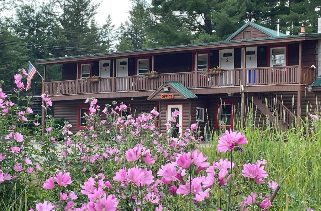 Stratton Hotel | Mountain View Motel & Campground
