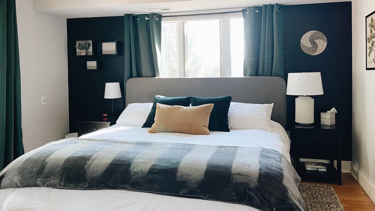 Pullman House | Mountain View Retreat