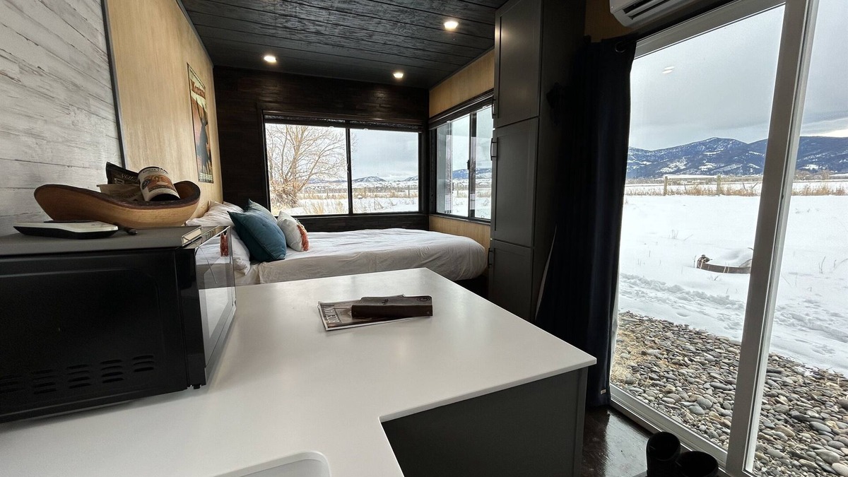 Bozeman Cabin | Mountain View | sauna/gym | 3 Miles To MSU/Main St