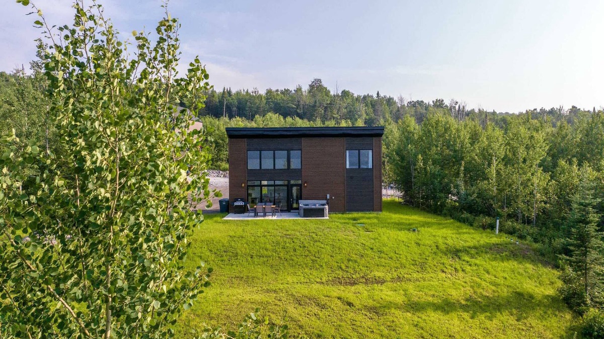 Saint Come Ski Chalet | Mountain View & Spa - Chalet Le Petit Leo