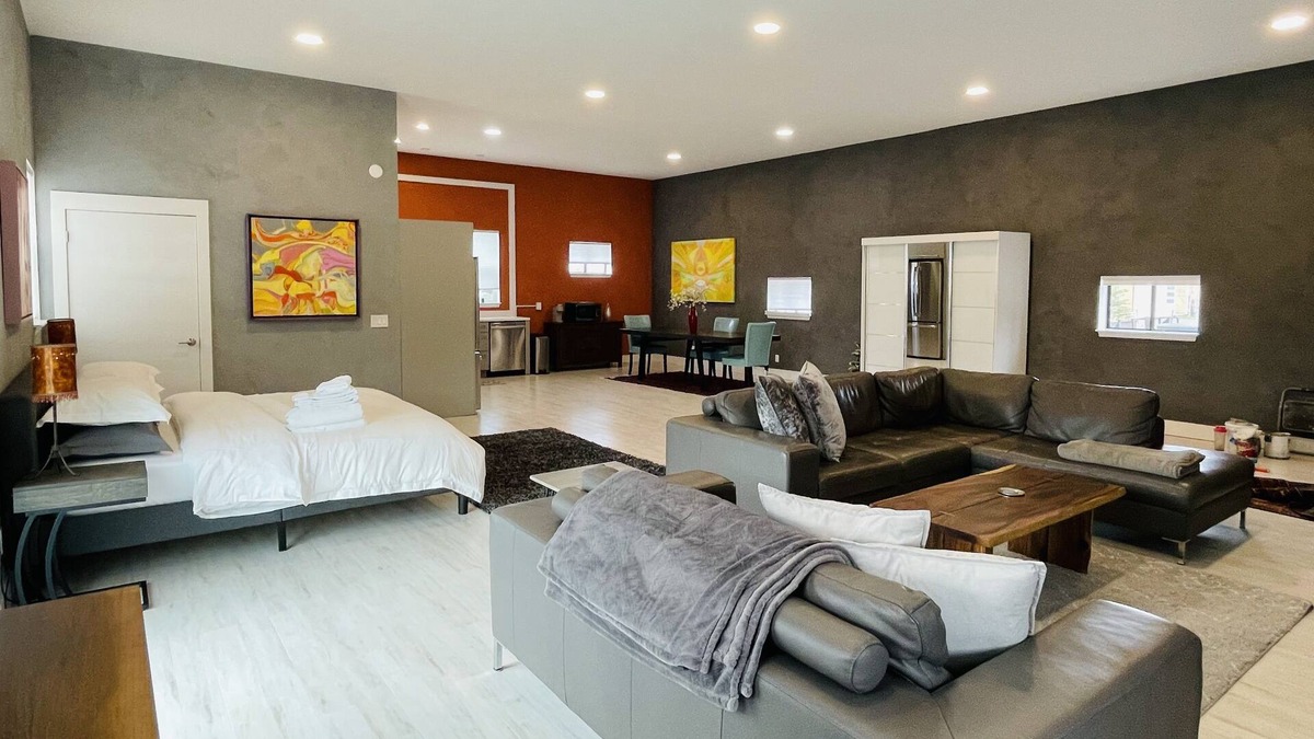 Bozeman Apartment | Mountain View Studio Apartment