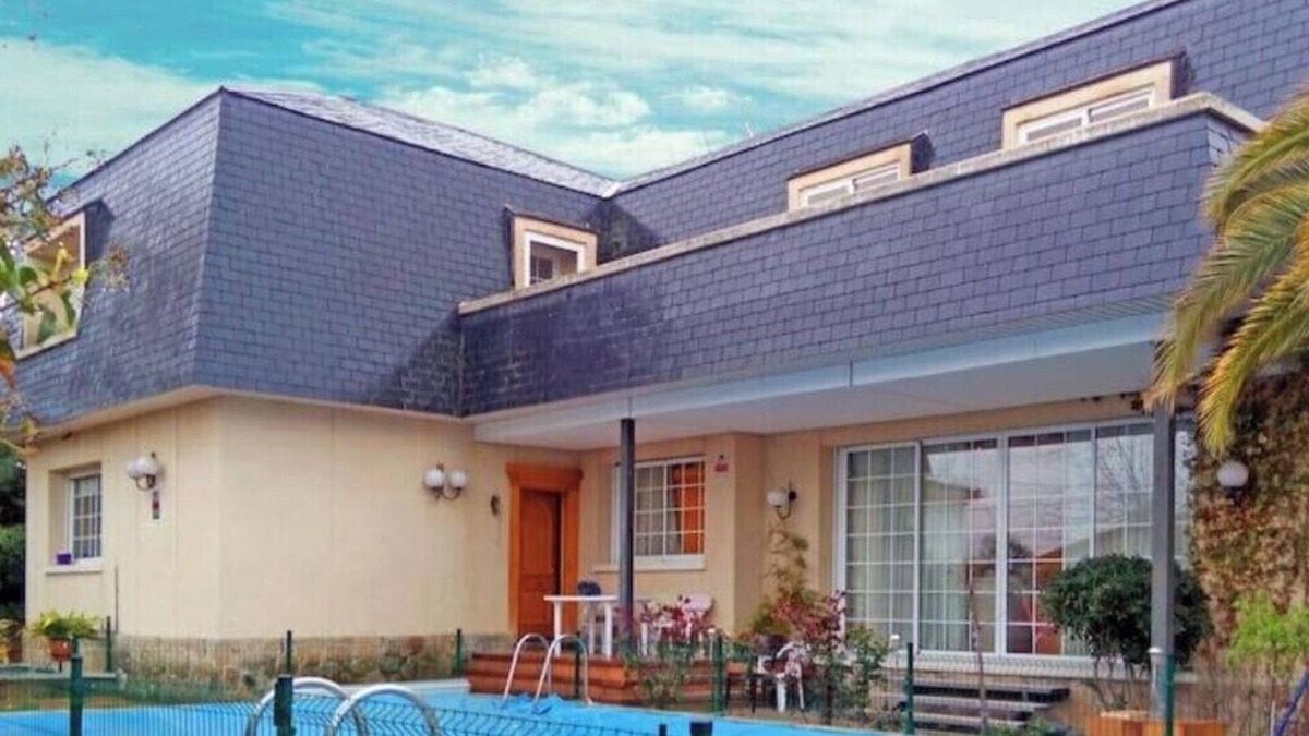 Algete Villa | Mountain View Villa with Swimming Pool in Algete