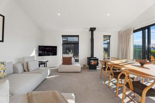 Wanaka House | Mountain View Wanaka Retreat
