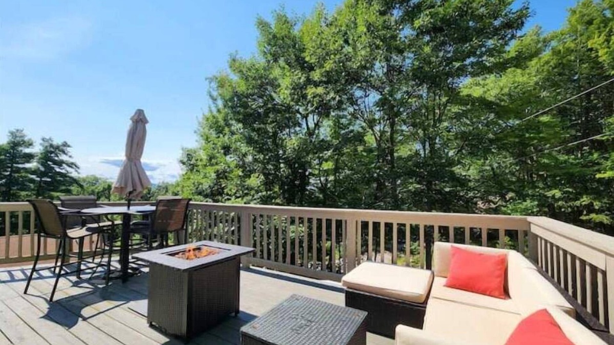 Union House | Mountainside chalet with a sauna and beautiful views near Lake Winnipesaukee NH!