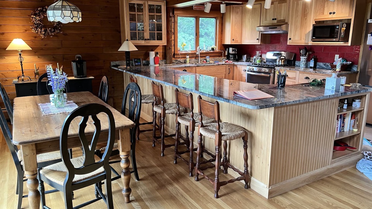 Sutton Cabin | Mountainside Spacious and Private Log Home.