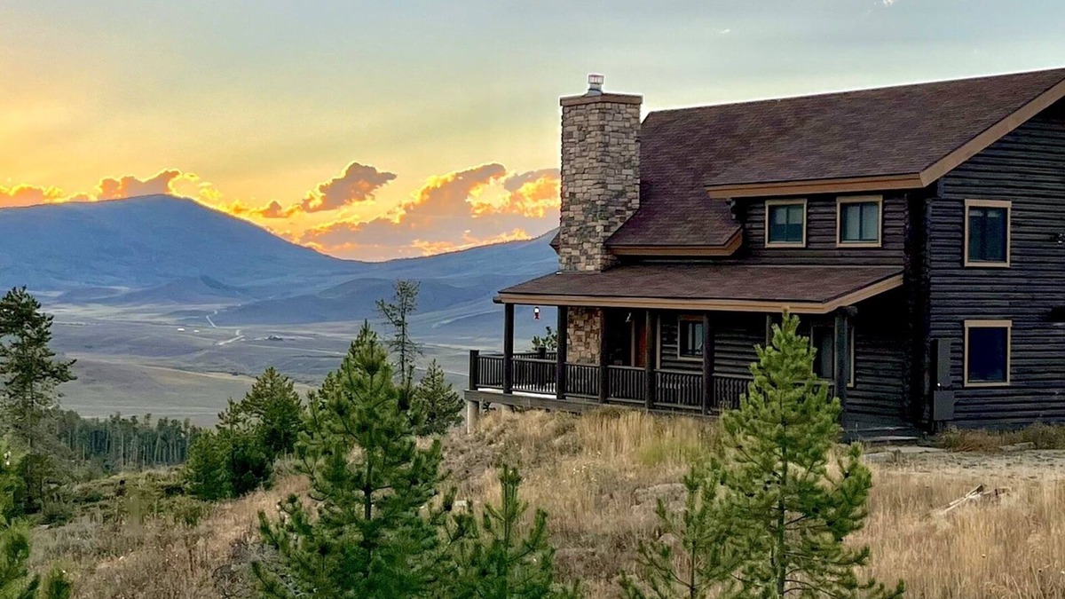 Granby Cabin | Mountaintop Cabin-secluded but close to everything!