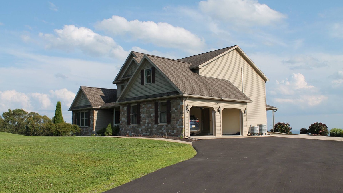 Turbotville House | Mountaintop Manor