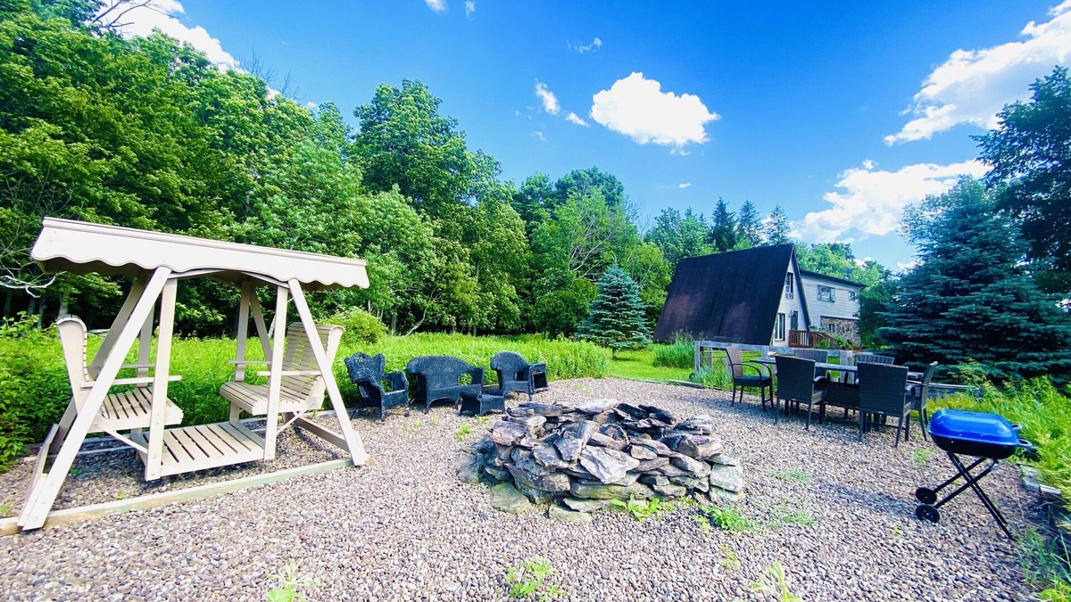 Honesdale Apartment | Mountaintop Property on 8 acres
