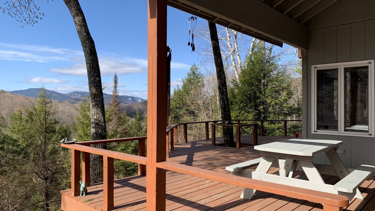 Jackson House | Mountainview Retreat Home in Intervale