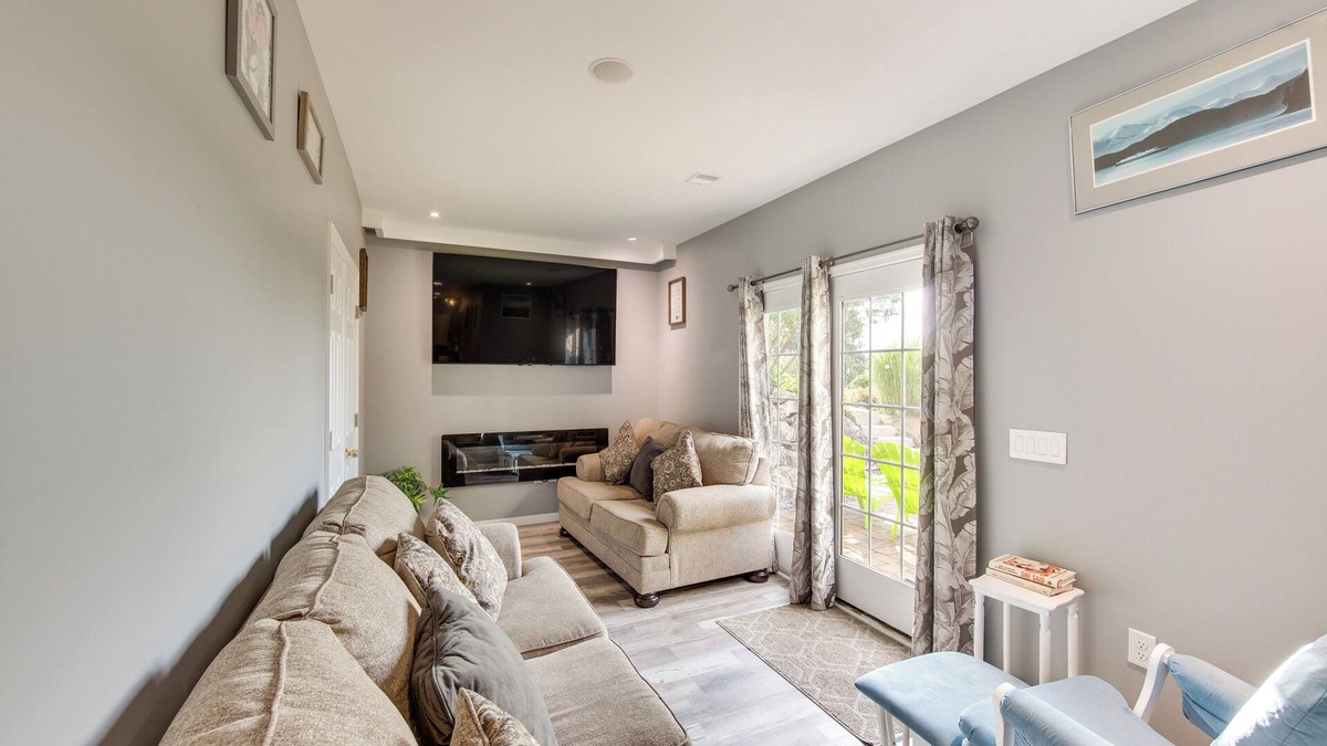 Mountville Apartment | Mountville Rental w/Private Patio & Gas Grill!