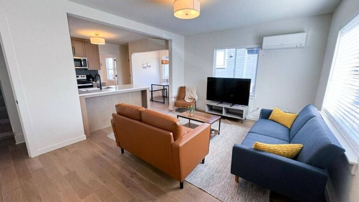 Mississippi District Apartment | Move-In-Ready Gorgeous 2BR near Japanese Garden
