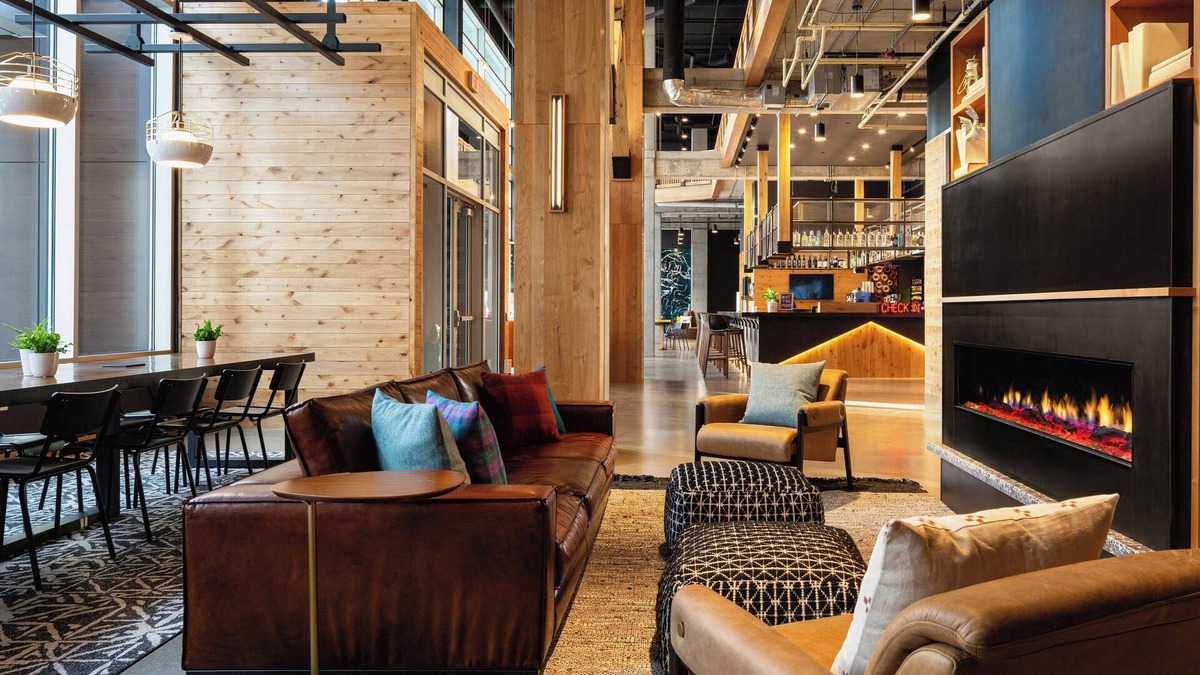 Downtown East Hotel | Moxy Minneapolis Downtown