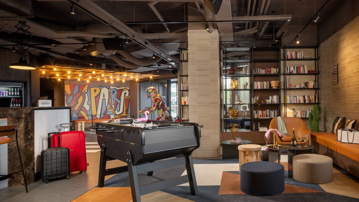 Clamart Hotel | Moxy Paris Clamart