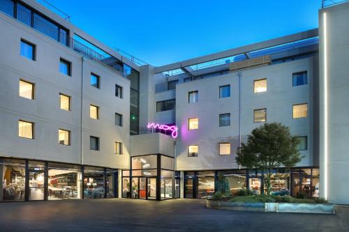 Sion Hotel | Moxy Sion