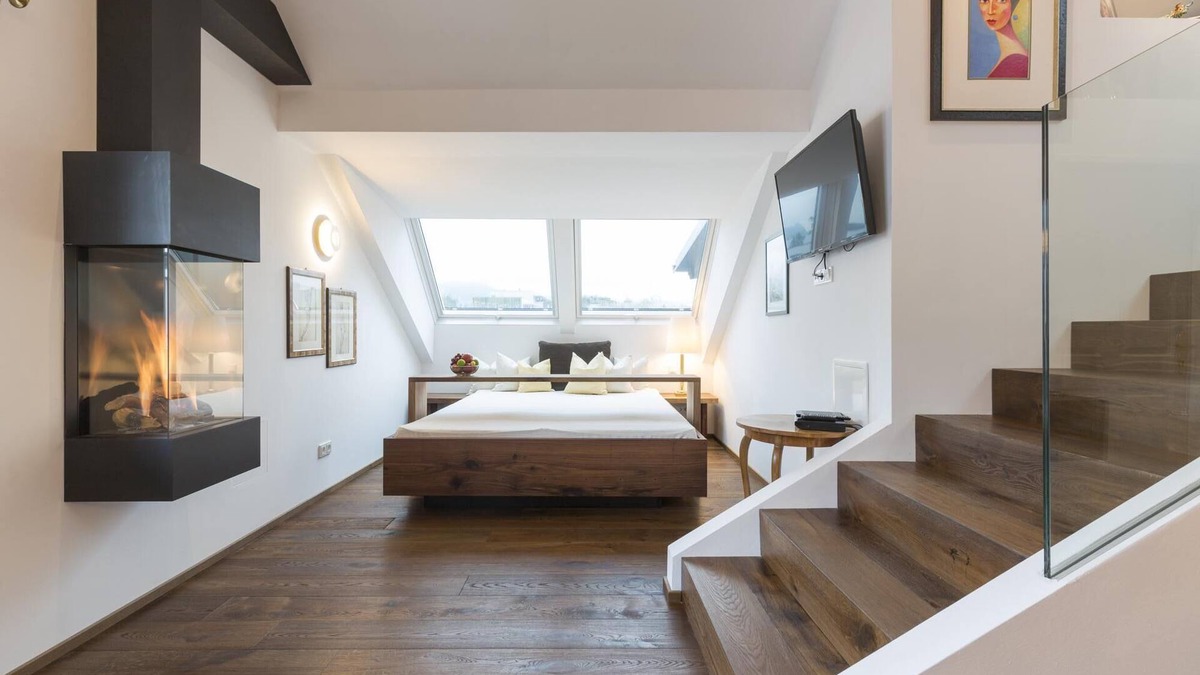 Taxham House | Mozart Apartments, ANNA