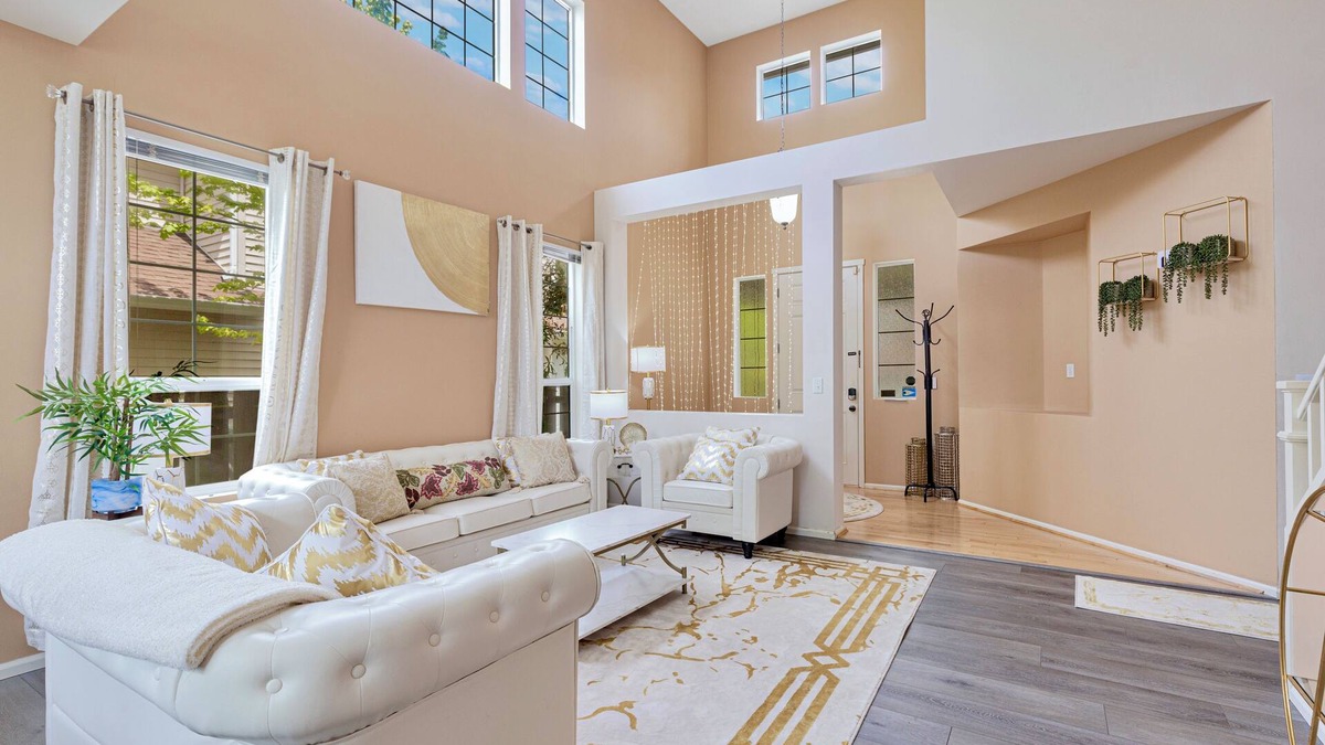 Maple Valley House | MP3: SOARING VILLA