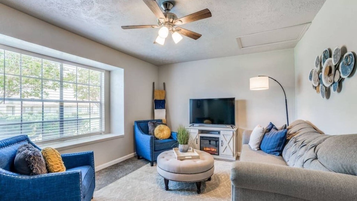 Grand Prairie Apartment | Mpressive Hideaway!