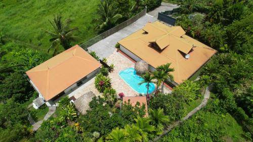 Tartane Villa | 390 m² Villa ∙ 6 bedrooms ∙ 22 guests