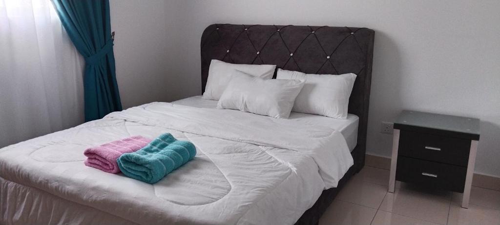 Kota Warisan Apartment | MQA RoomStay