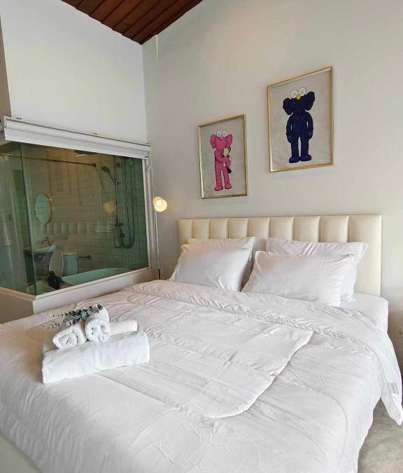 Bangkok City Centre Apartment | Mr Black & Ms White -Self Check in accommodation